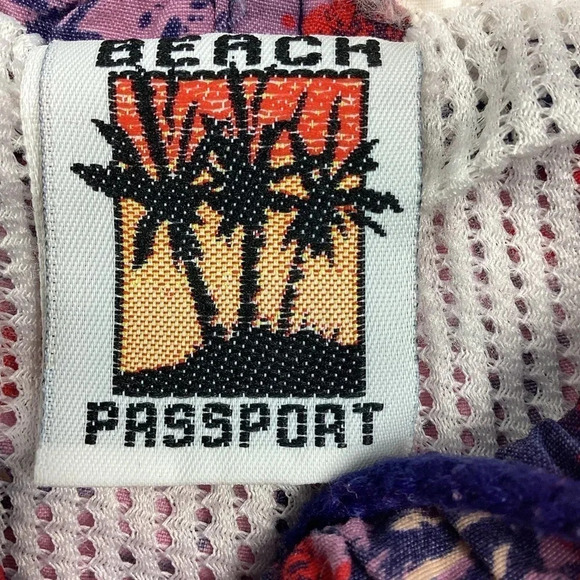 Vintage 80/90s beach passport swim trunks - Picture 4 of 5